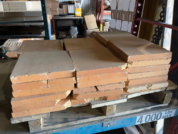 LOT #29 DE 38 TUILES 12X12X1.5''