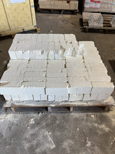 LOT #24 OF 100 INSULATING BRICKS - 9'' x 4.5'' x 3''